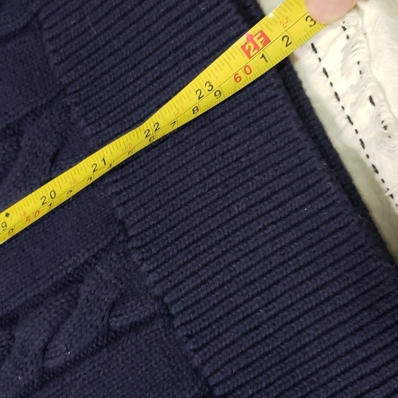 Gap tall women's navy cable knit sweater vest small - Picture 4 of 6